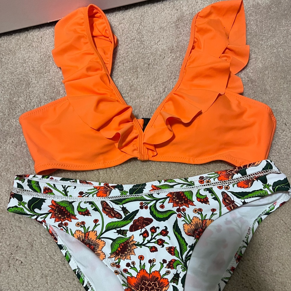 CUPSHE large bikini swimsuit Brand New